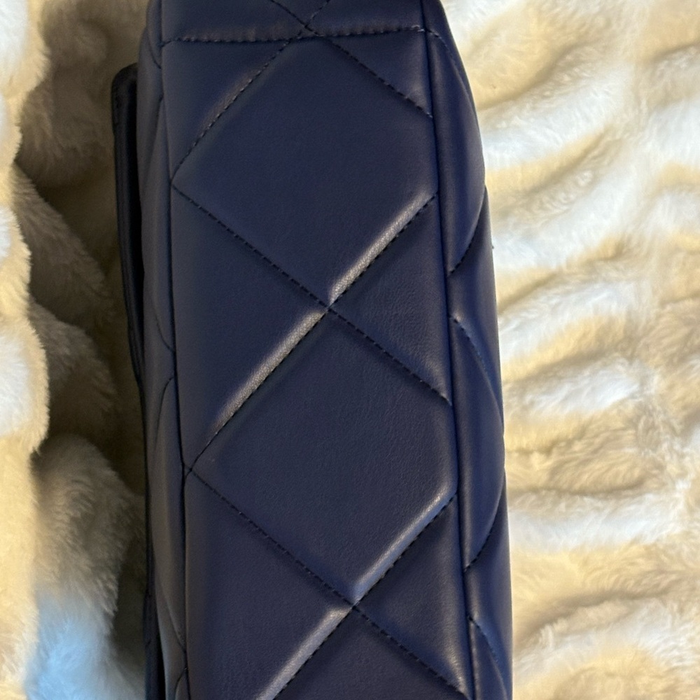 Badgley Mischka Navy Quilted Shoulder Bag - Picture 9 of 9